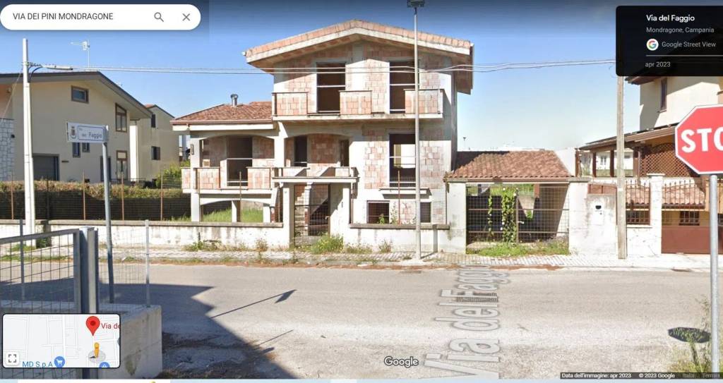 casa indipendente in vendita a Mondragone