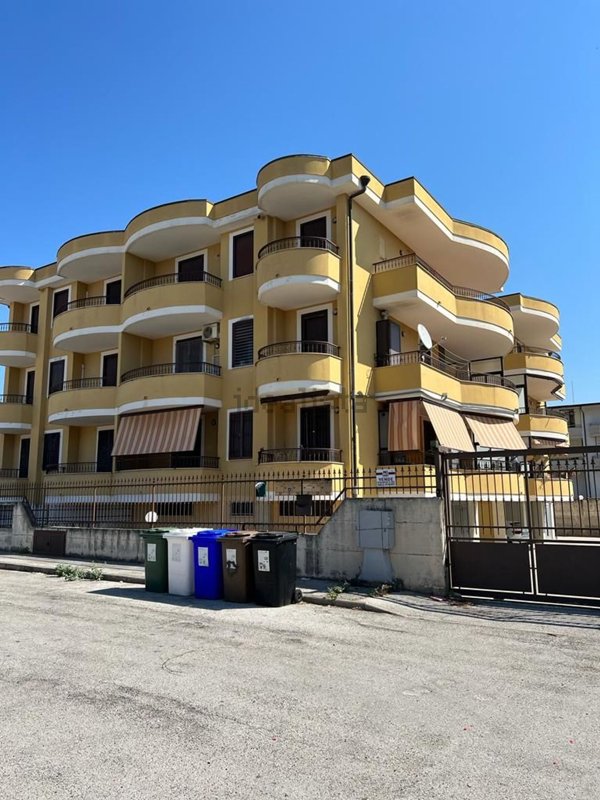 appartamento in vendita a Mondragone