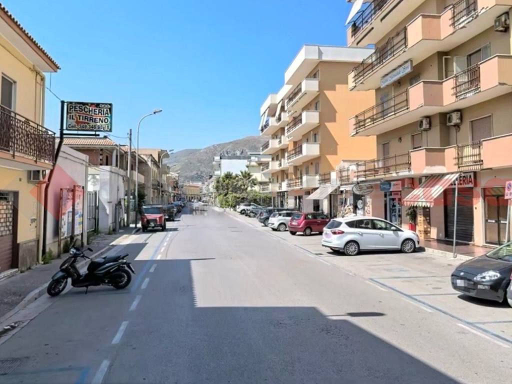 casa indipendente in vendita a Mondragone