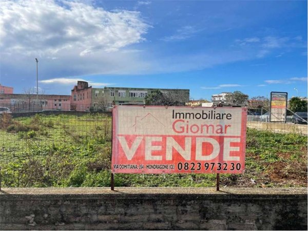terreno edificabile in vendita a Mondragone