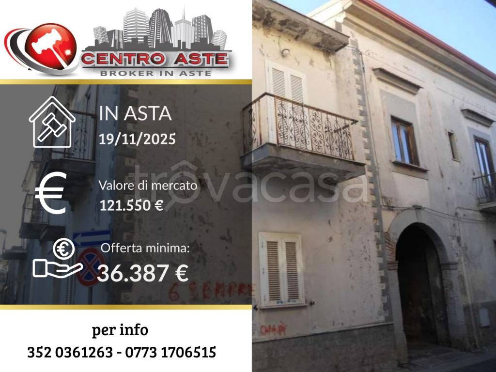 casa indipendente in vendita a Mondragone