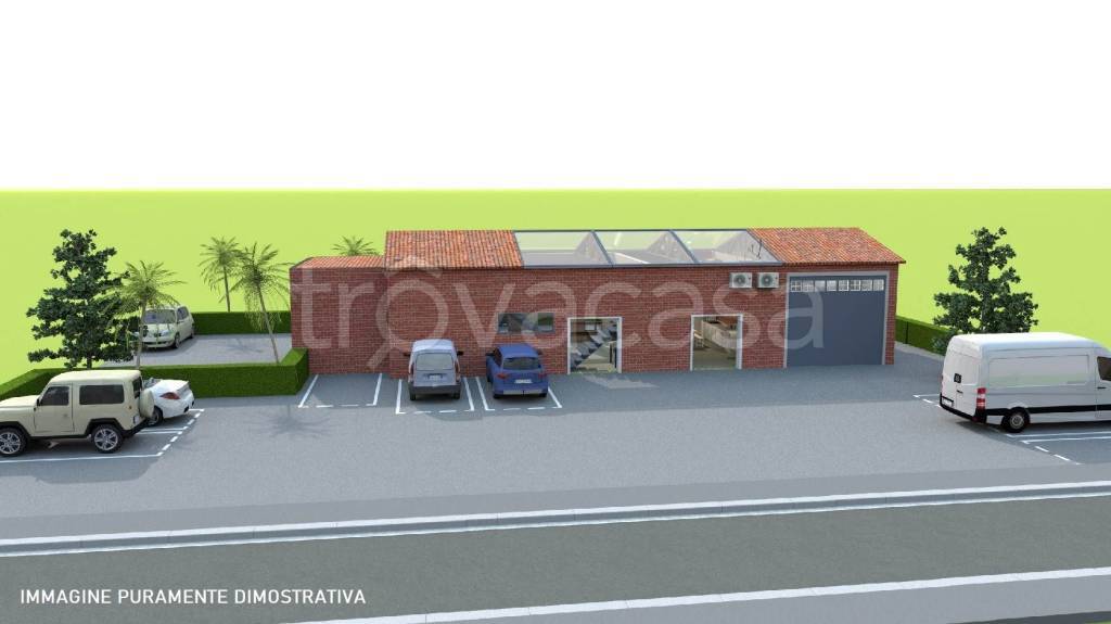 negozio in vendita a Mondragone