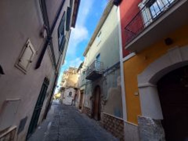 appartamento in vendita a Mondragone