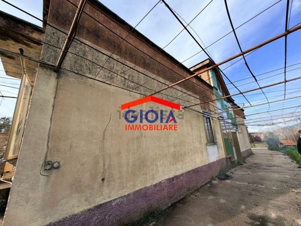 casa indipendente in vendita a Mondragone in zona Pescopagano