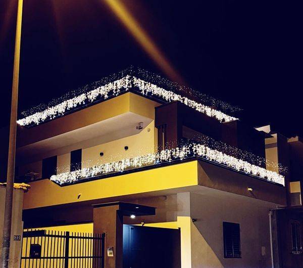 casa indipendente in vendita a Mondragone