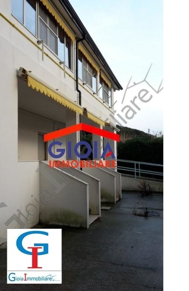 casa indipendente in vendita a Mondragone