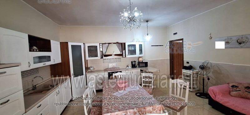 appartamento in vendita a Mondragone