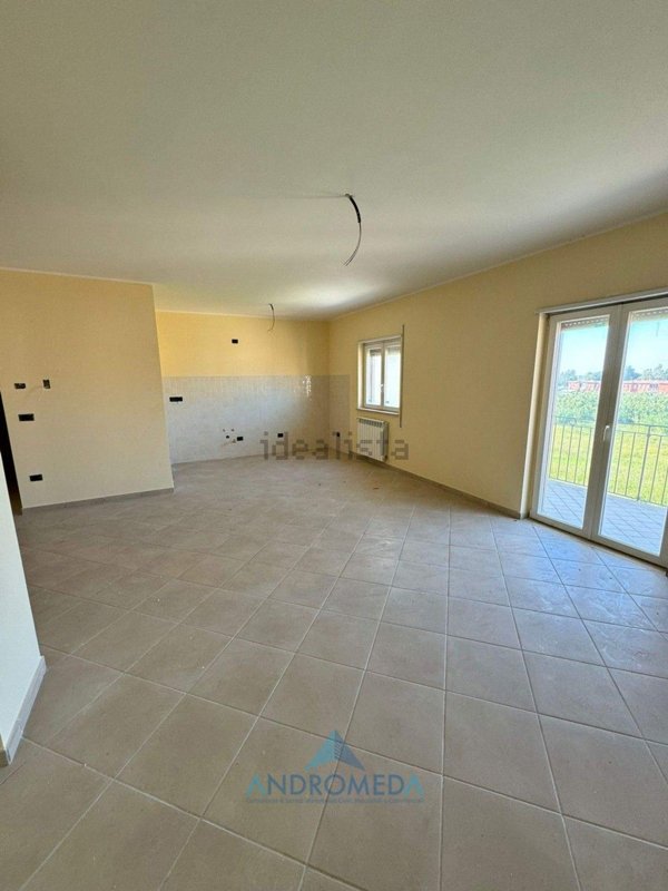 appartamento in vendita a Mondragone