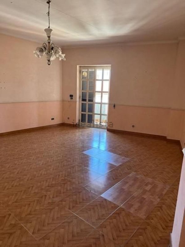 appartamento in vendita a Mondragone