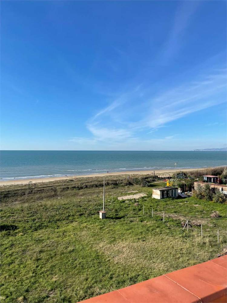 appartamento in vendita a Mondragone