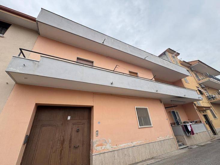 appartamento in vendita a Mondragone