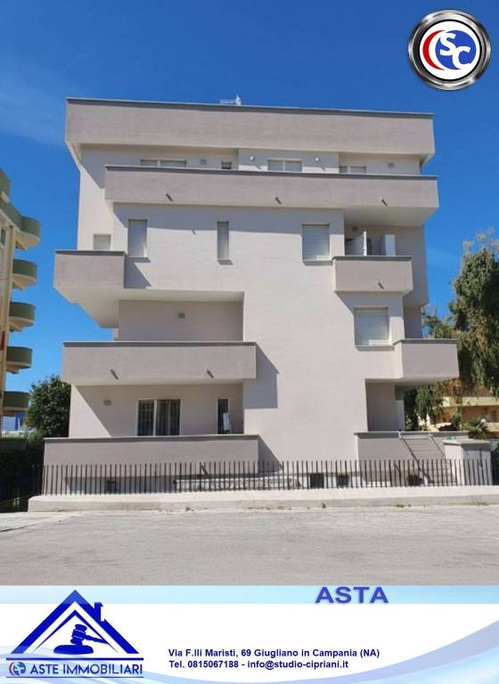 appartamento in vendita a Mondragone