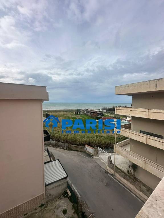 appartamento in vendita a Mondragone