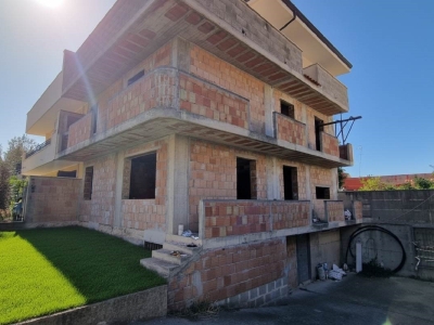 appartamento in vendita a Mondragone