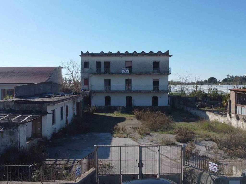 appartamento in vendita a Mondragone