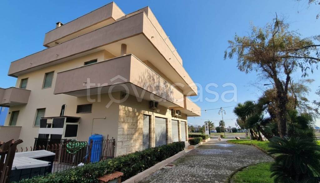 appartamento in vendita a Mondragone