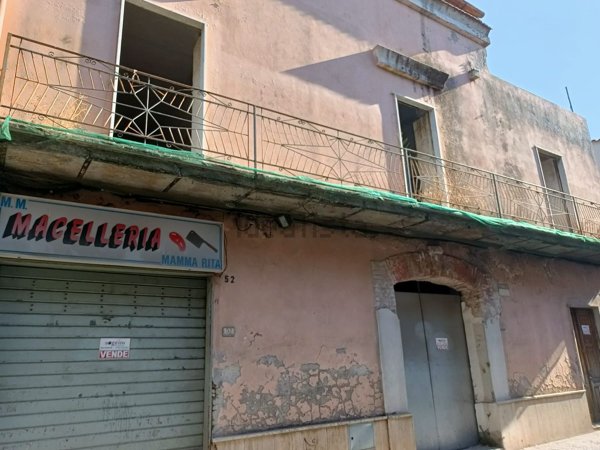 casa indipendente in vendita a Mondragone