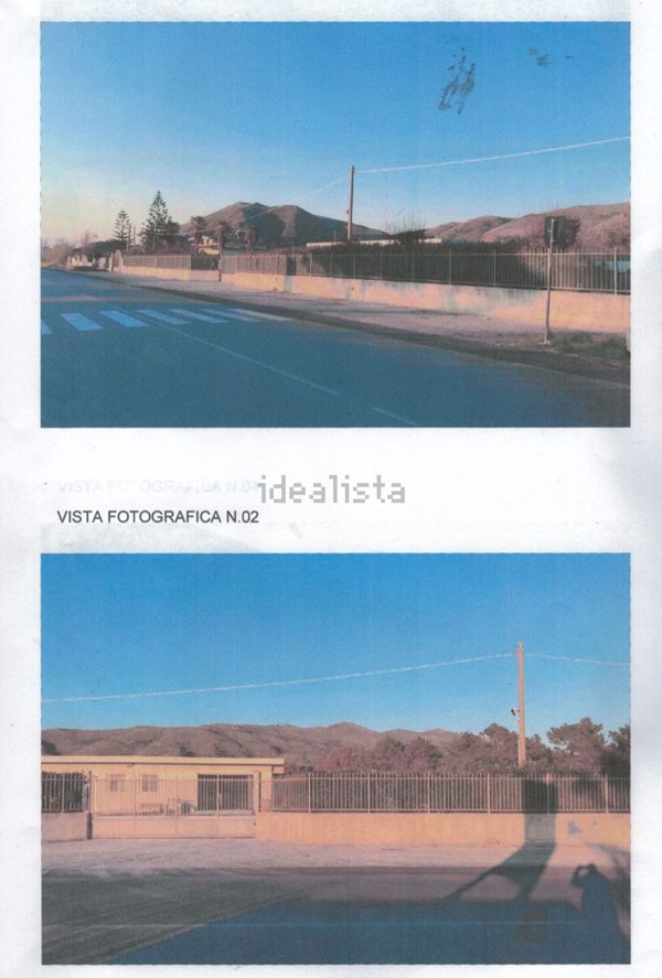 locale commerciale in vendita a Mondragone