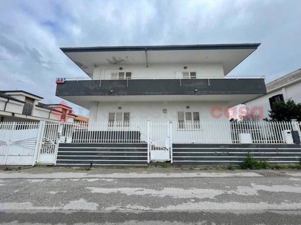 appartamento in vendita a Mondragone