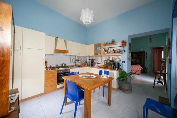 appartamento in vendita a Mondragone