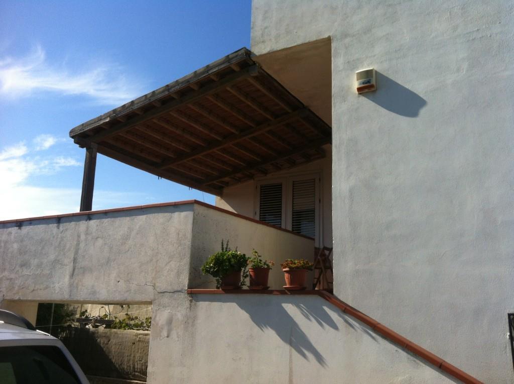 casa indipendente in vendita a Mondragone