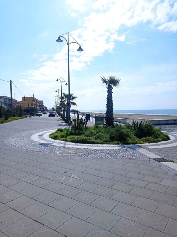 appartamento in vendita a Mondragone