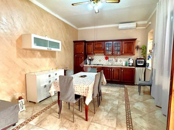 appartamento in vendita a Mondragone