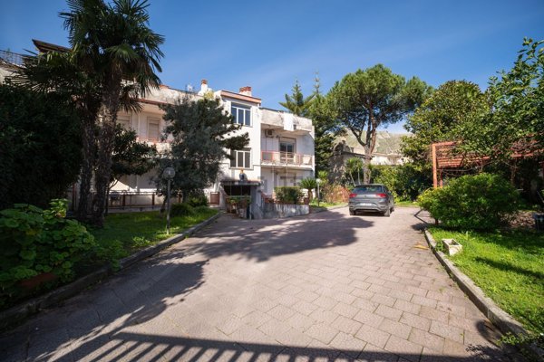 villa in vendita a Mondragone