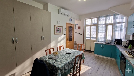 casa indipendente in vendita a Mondragone