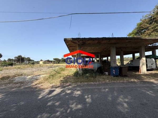 terreno edificabile in vendita a Mondragone