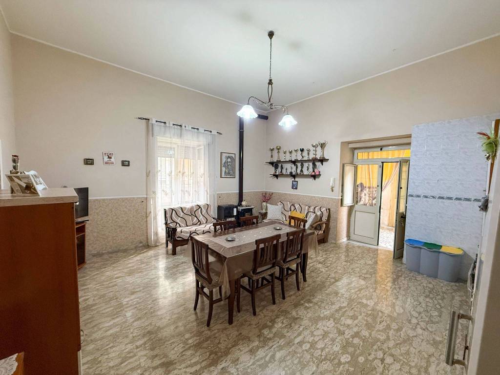 appartamento in vendita a Mondragone