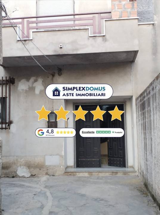 casa indipendente in vendita a Mondragone