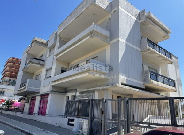 appartamento in vendita a Mondragone