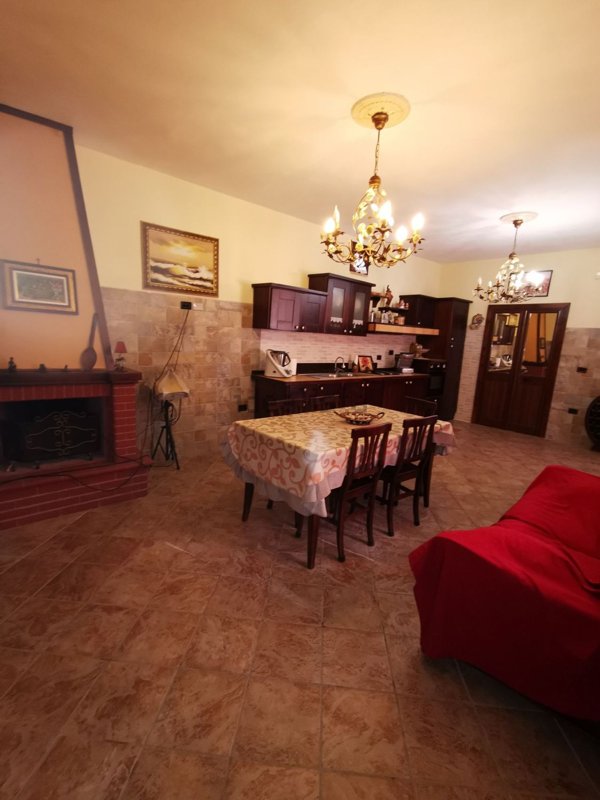 appartamento in vendita a Mondragone