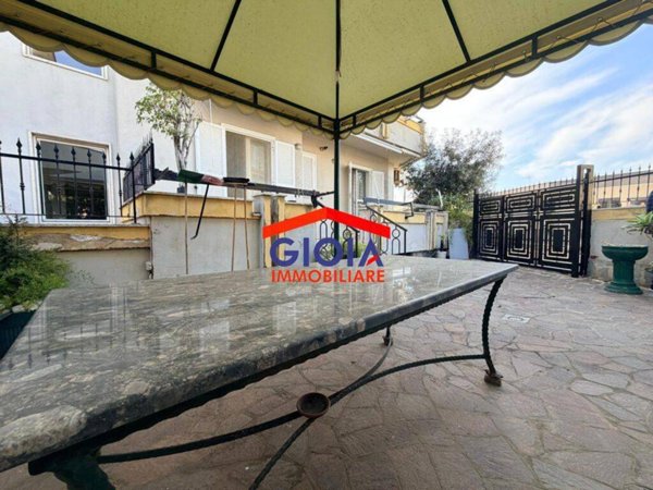 appartamento in vendita a Mondragone