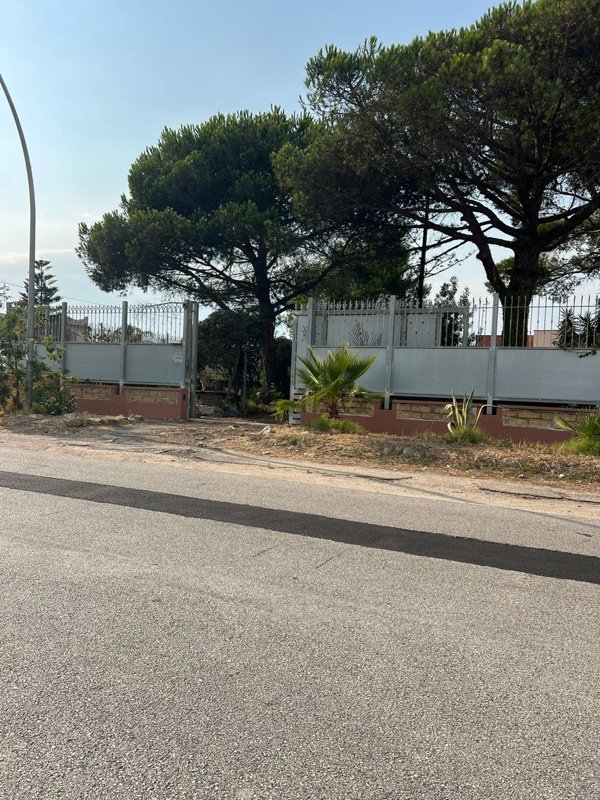 villa in vendita a Mondragone in zona Pescopagano