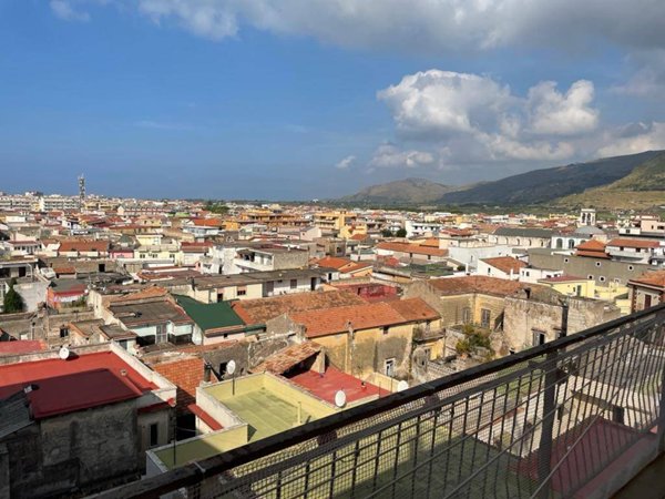 appartamento in vendita a Mondragone