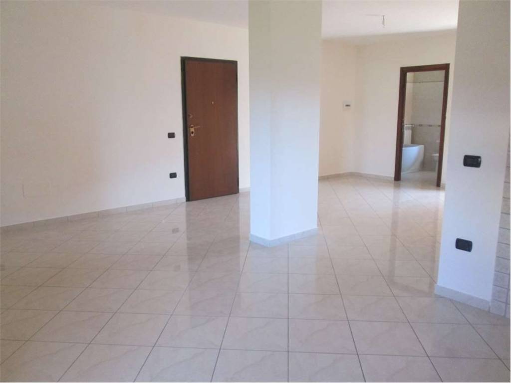 appartamento in vendita a Mondragone