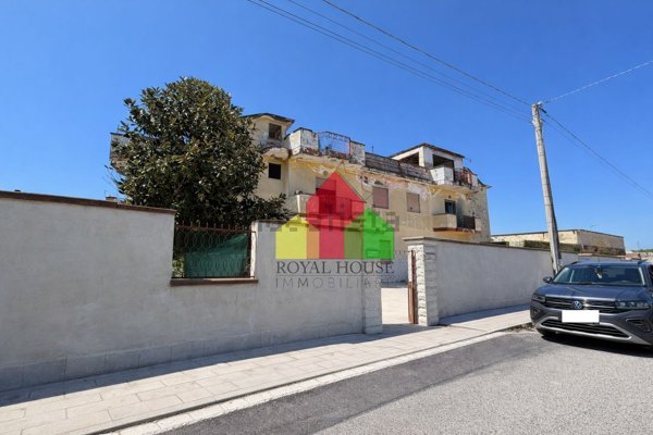 terreno edificabile in vendita a Mondragone