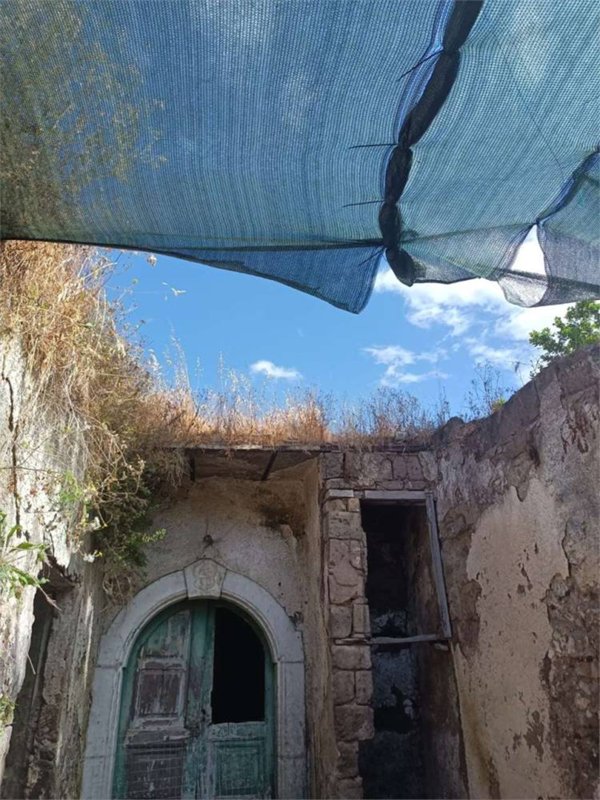 intera palazzina in vendita a Mondragone