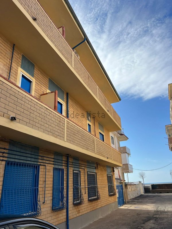 appartamento in vendita a Mondragone