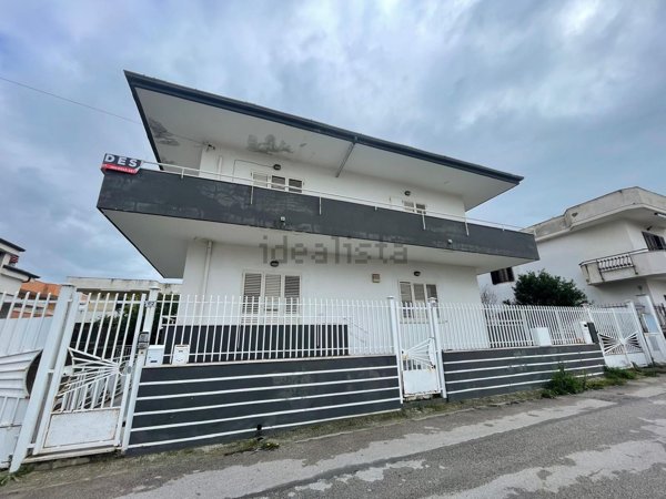 appartamento in vendita a Mondragone