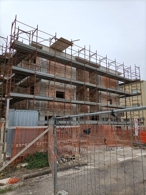 casa indipendente in vendita a Mondragone