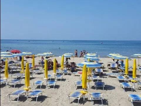 casa indipendente in vendita a Mondragone