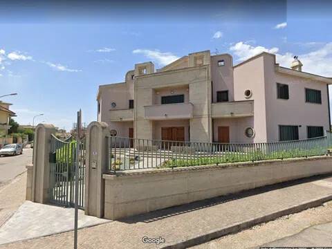 casa indipendente in vendita a Mondragone