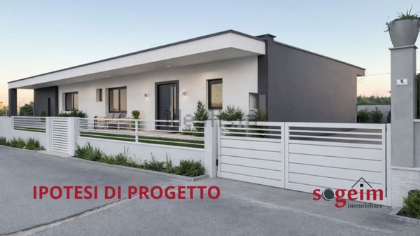casa indipendente in vendita a Mondragone