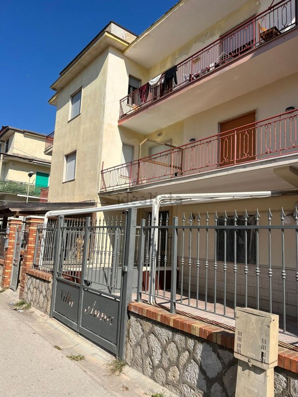 appartamento in vendita a Mondragone