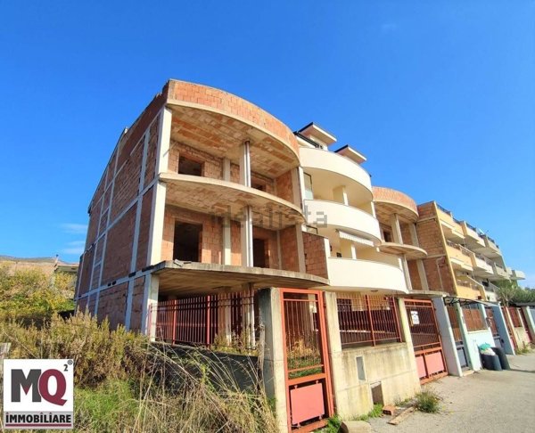 casa indipendente in vendita a Mondragone in zona Pescopagano