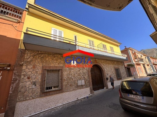 appartamento in vendita a Mondragone