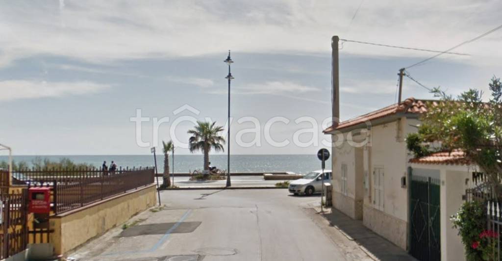 appartamento in vendita a Mondragone